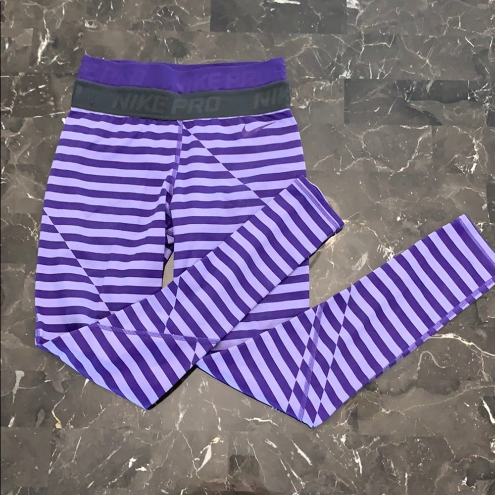 Nike Pro Leggings Small